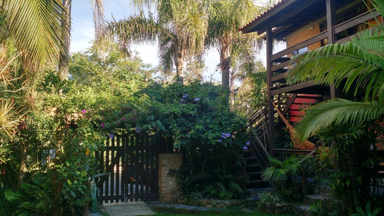 Pousada Alem Do Jardim Прая-ду-Роса Екстер'єр фото